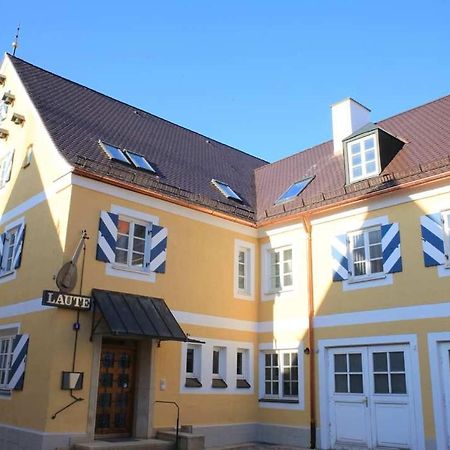 Hotel Und Gasthof Zur Laute Mindelheim Exterior foto